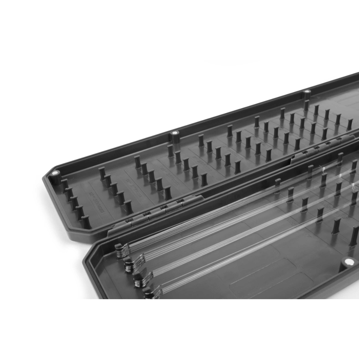 PENAR MONTURI PRESTON ABSOLUTE SHORT HOOKLENGHT BOX